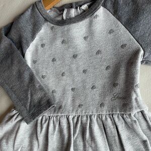 $5 💥Guess Sparkly Glitter Hearts Sweatshirt, Long Raglan Sleeves, Gray Silver